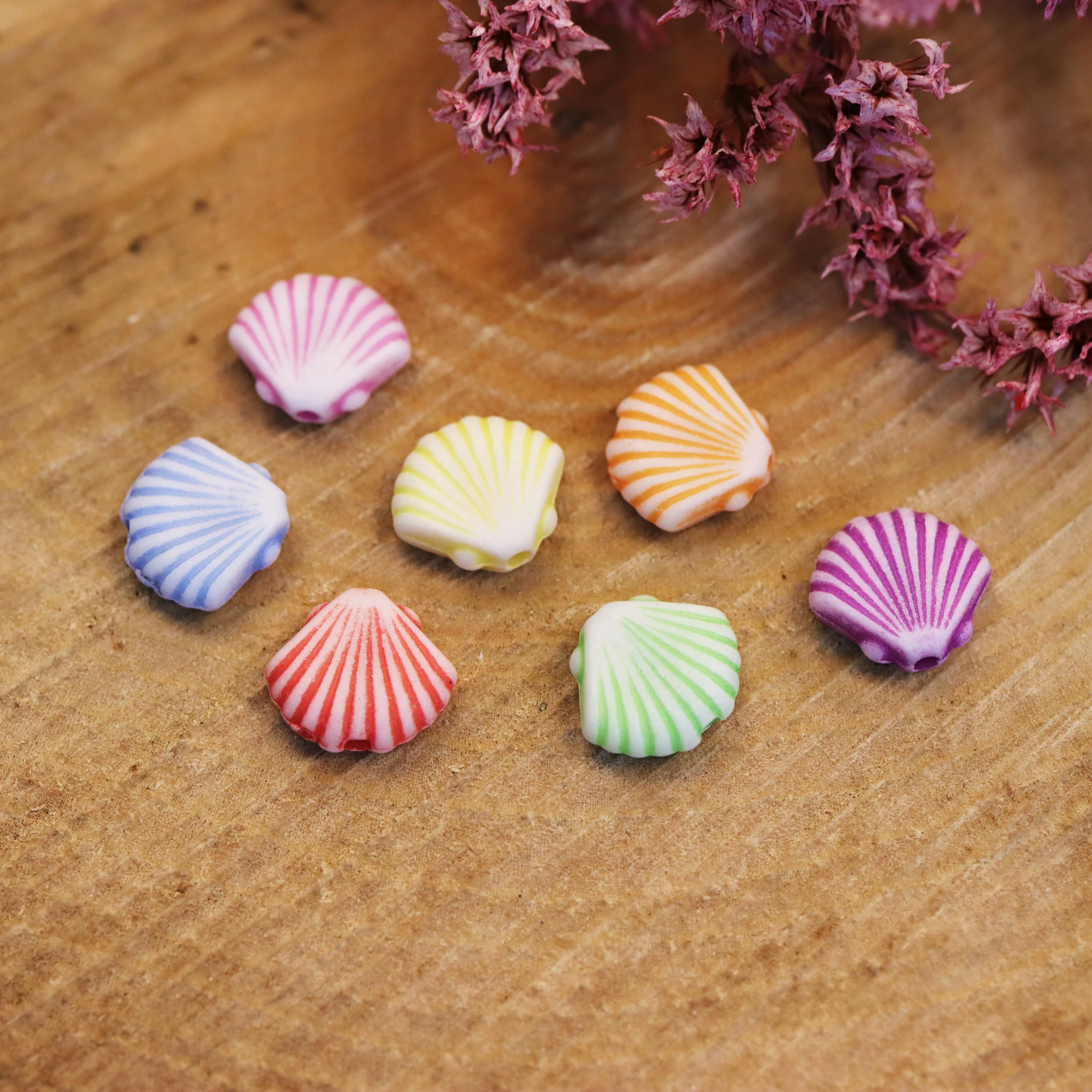 Acryl schelpje - 10 stuks
