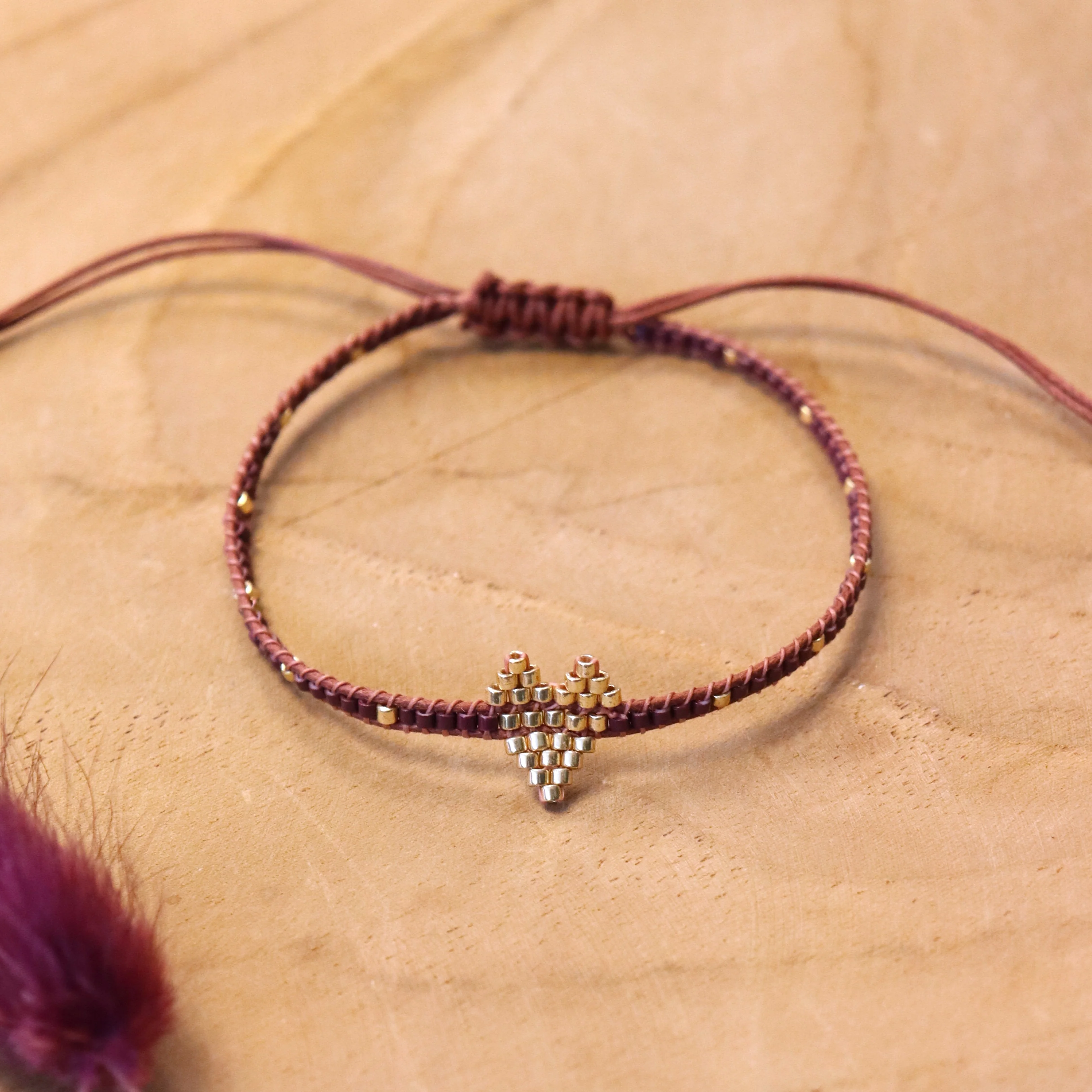 Armband met gouden hart - bruin