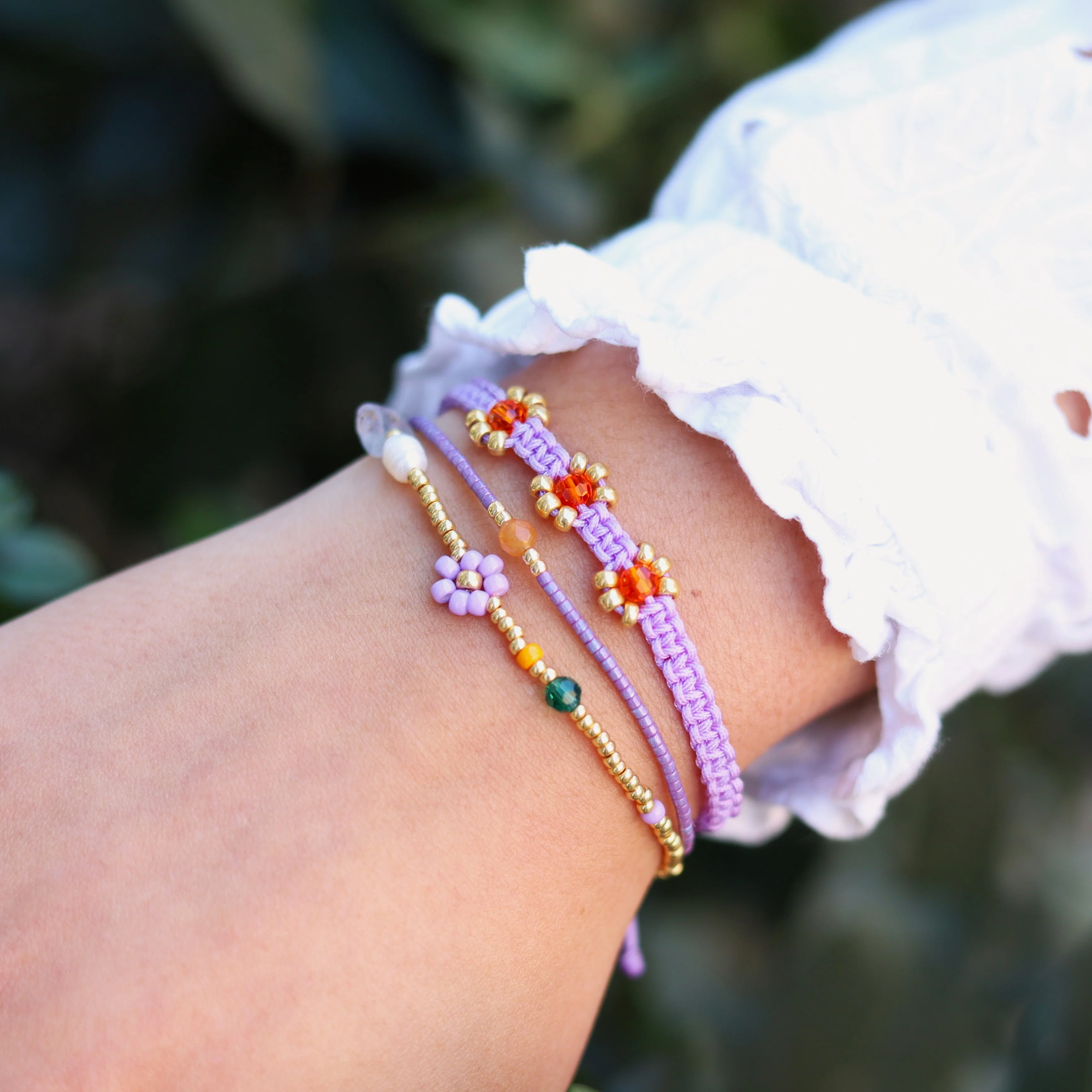 Geknoopte armband met bloemen - lila - Image 2