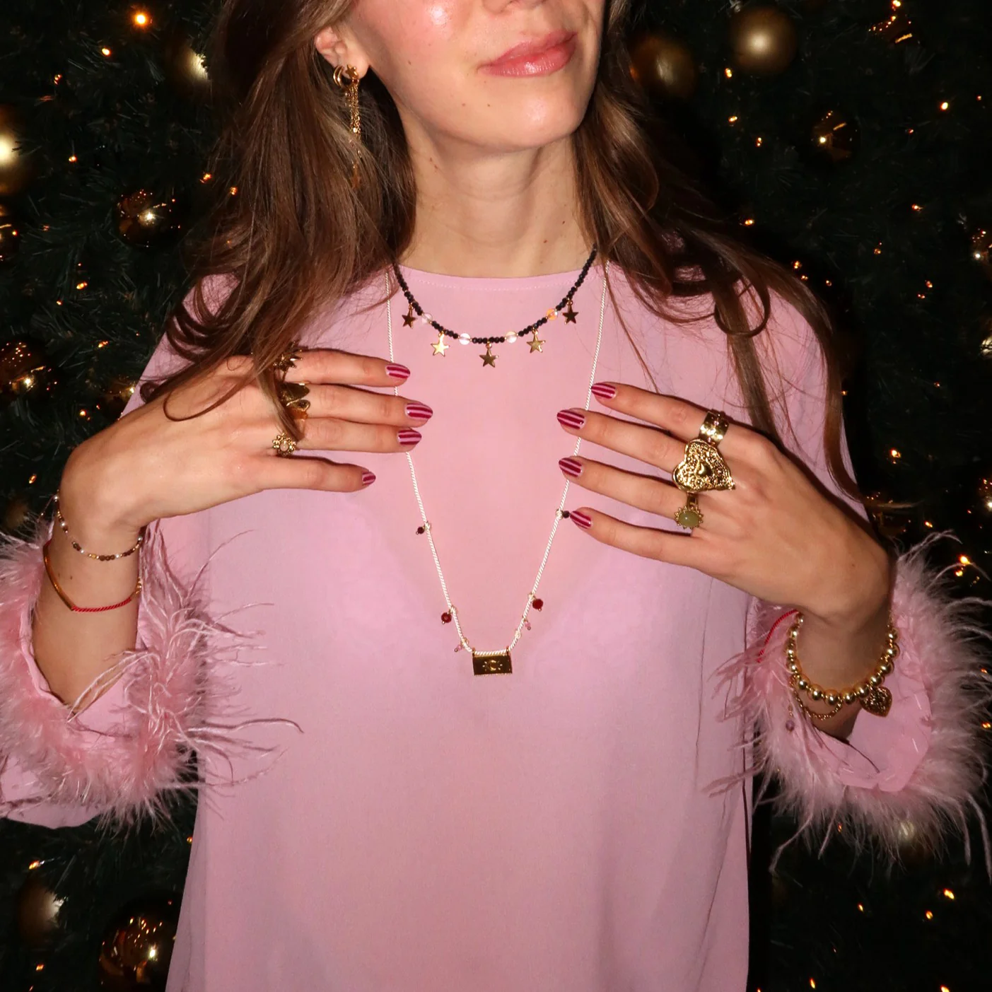 Ketting van gedraaid koord met gouden bedel - Image 2