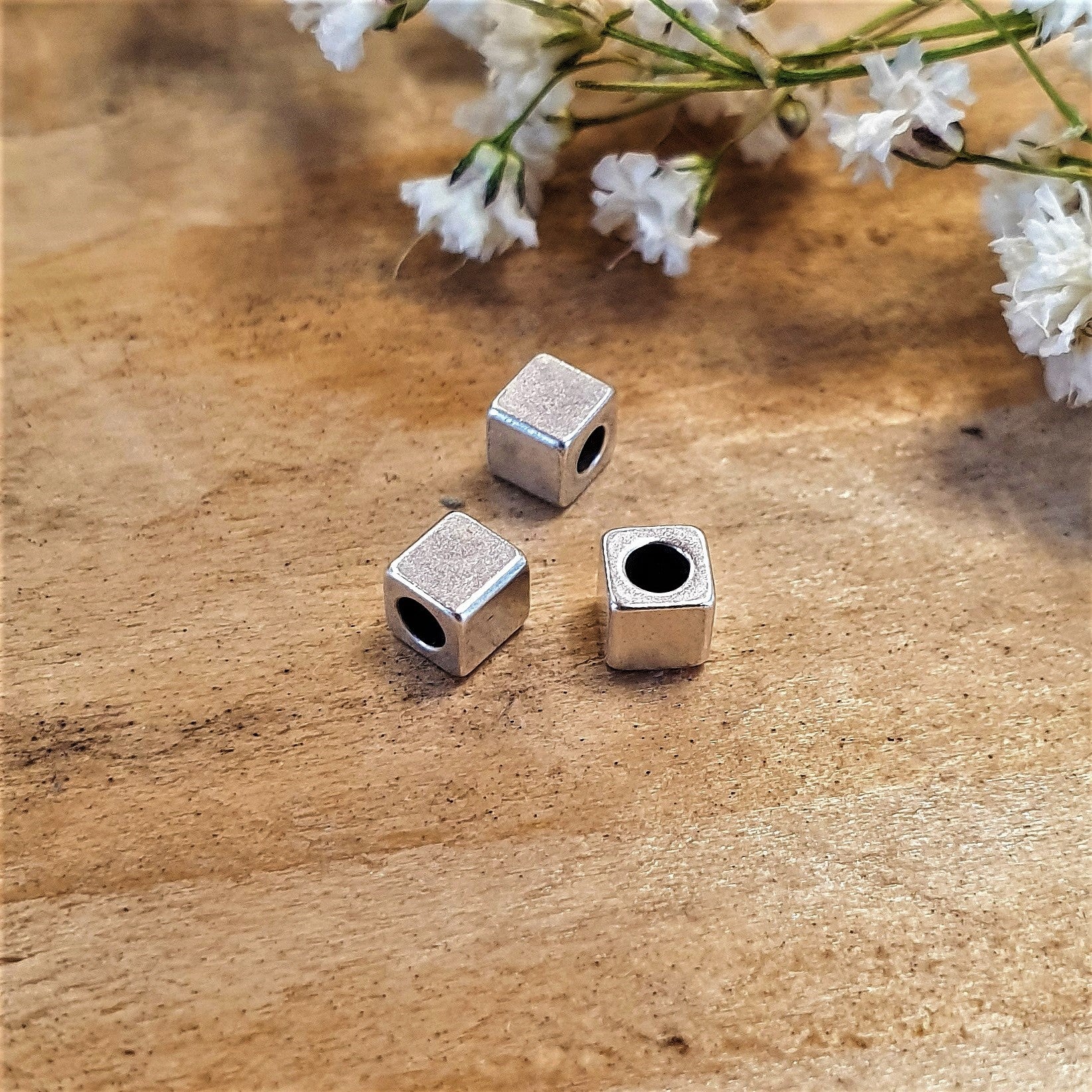 Kraal DQ zilver vierkant