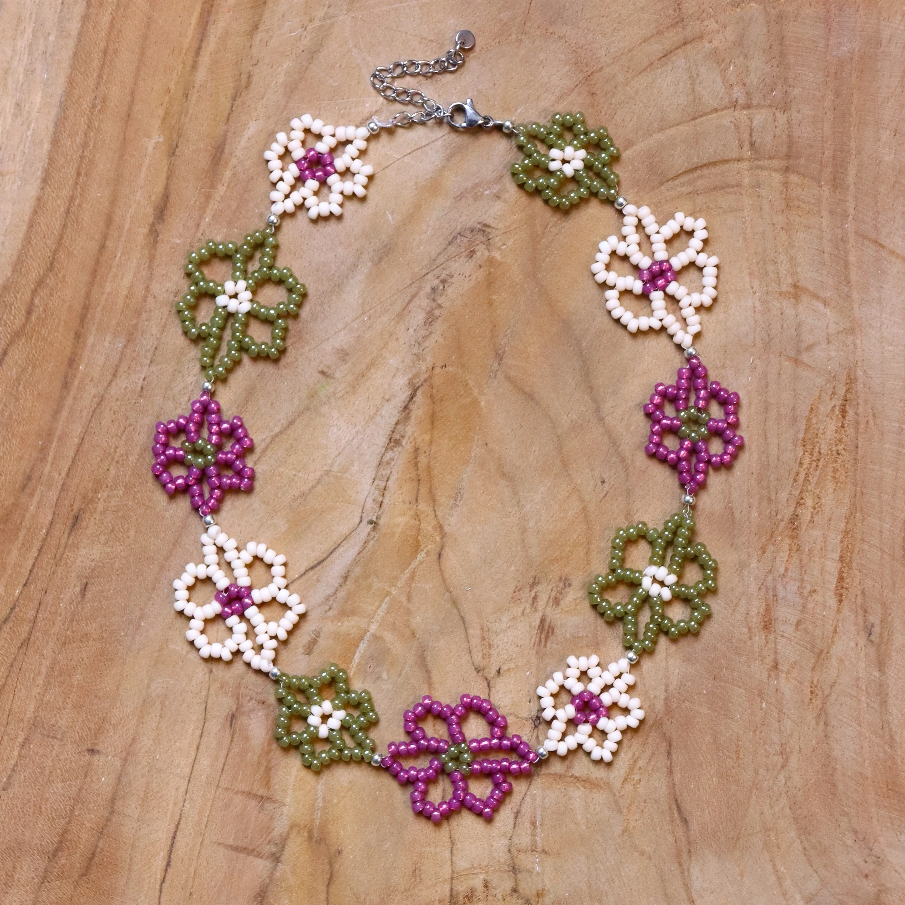 Kralenketting met bloemen - zilver