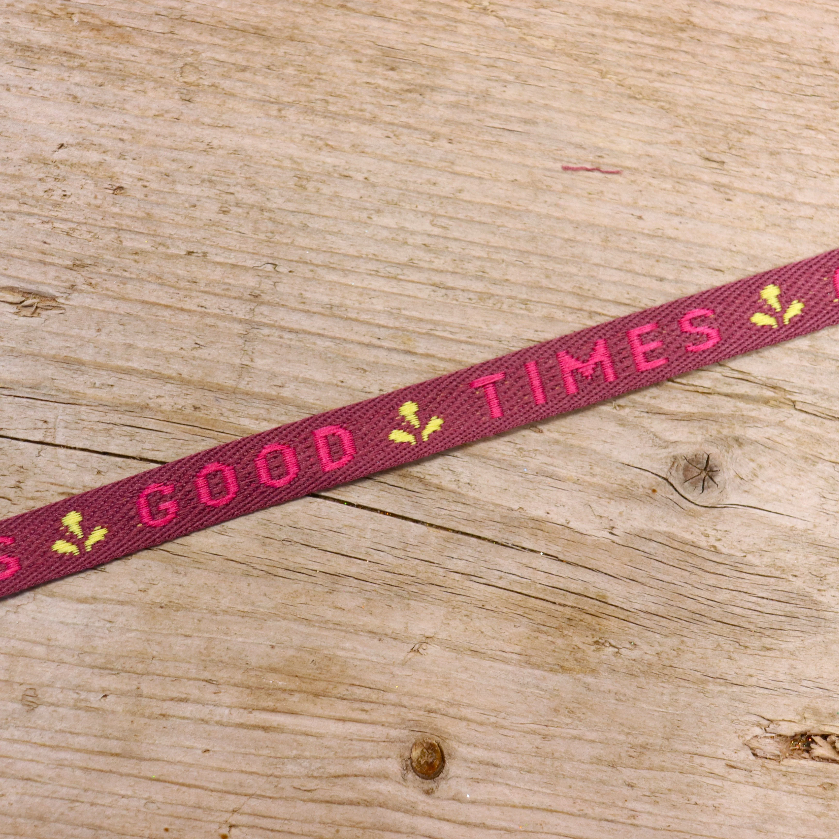 Lint good times roze-rood