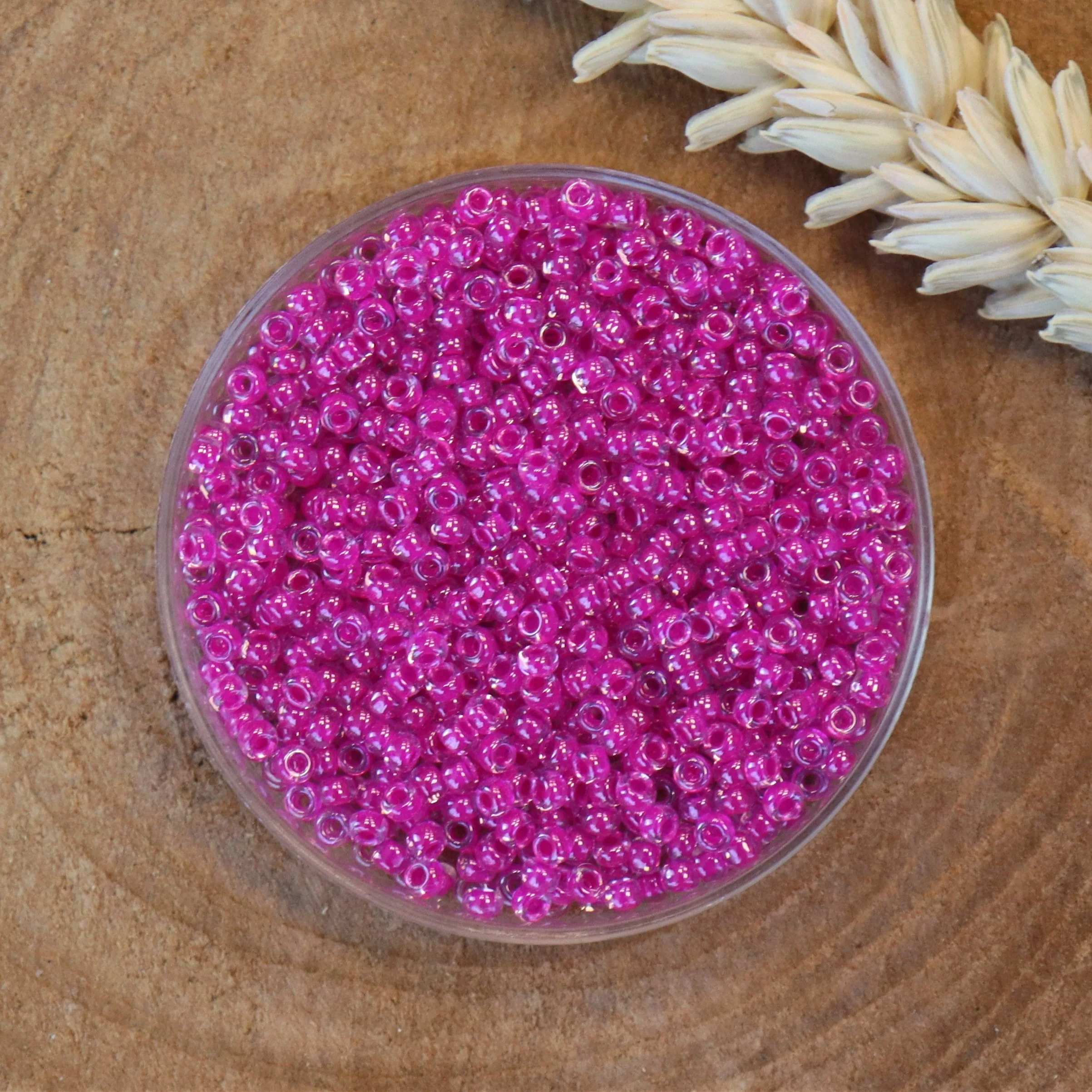 MR11-209 Inside color luster fuchsia 10 gram