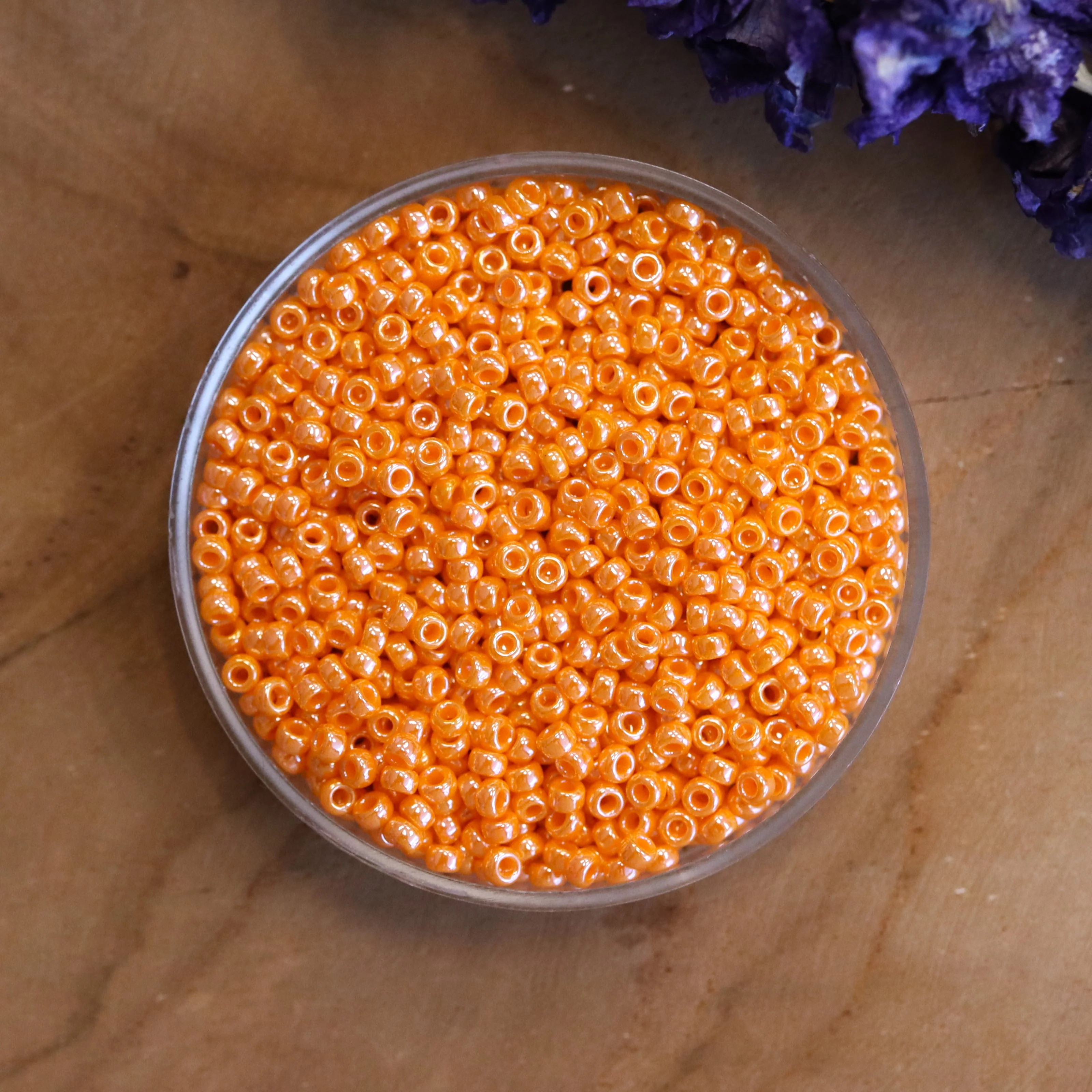 MR11-423 Opaque luster light orange 10 gram
