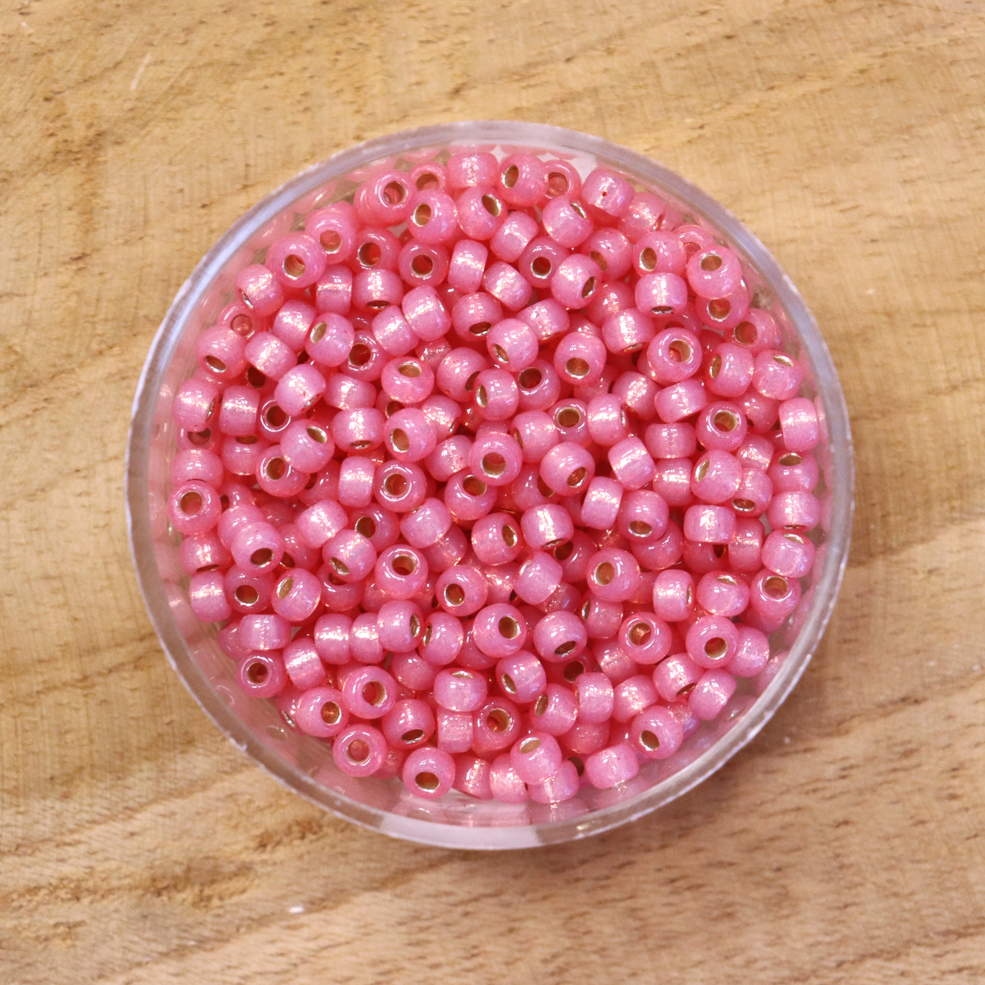 MR8-4237 Duracoat silverlined dyed pink