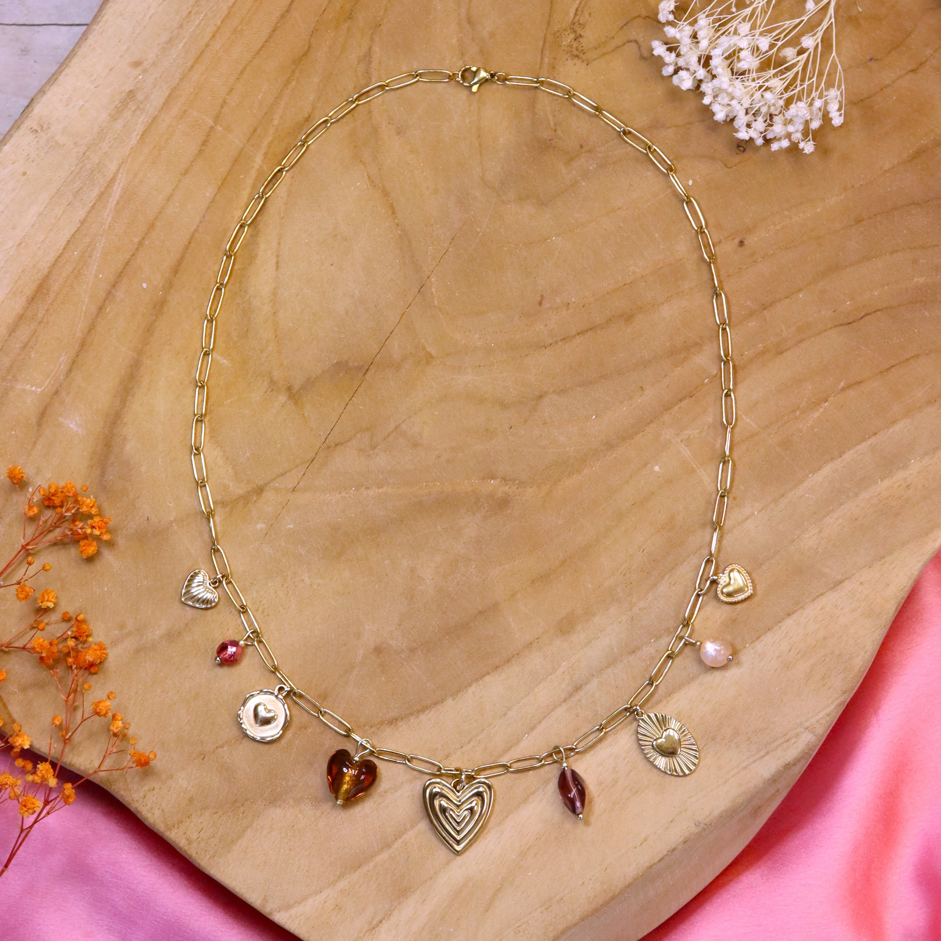 Stainless steel bedelketting - met glaskralen goud